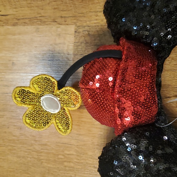 Disney Parks NWT Japan Tokoyo Sequin Minnie Mouse Ear Headband With Hat & Flower - Picture 4 of 13